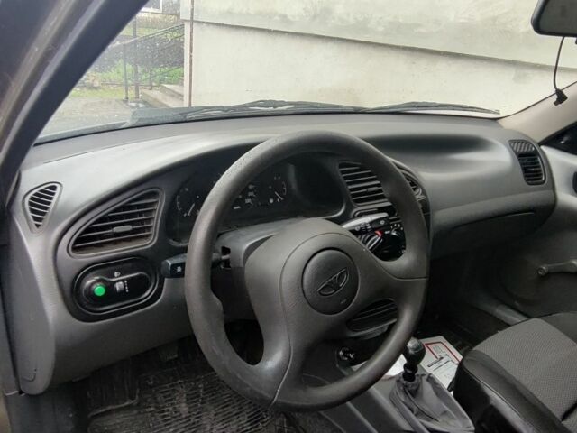 Сірий Деу Сенс, об'ємом двигуна 0 л та пробігом 200 тис. км за 1600 $, фото 1 на Automoto.ua