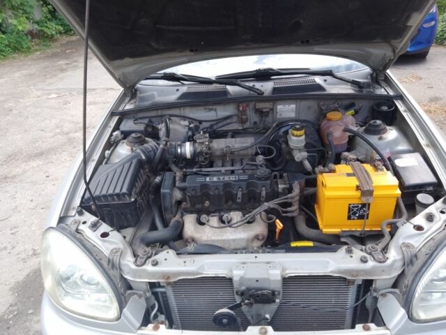 Серый Дэу Сенс, объемом двигателя 0 л и пробегом 312 тыс. км за 2700 $, фото 1 на Automoto.ua