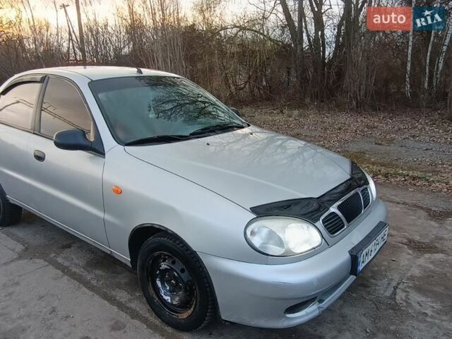 Серый Дэу Сенс, объемом двигателя 1.3 л и пробегом 250 тыс. км за 1250 $, фото 1 на Automoto.ua