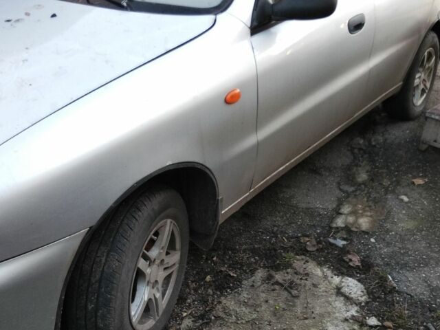 Серый Дэу Сенс, объемом двигателя 1.3 л и пробегом 300 тыс. км за 600 $, фото 1 на Automoto.ua