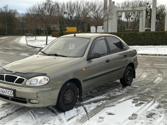 Сірий Деу Сенс, об'ємом двигуна 1.5 л та пробігом 118 тис. км за 2900 $, фото 1 на Automoto.ua