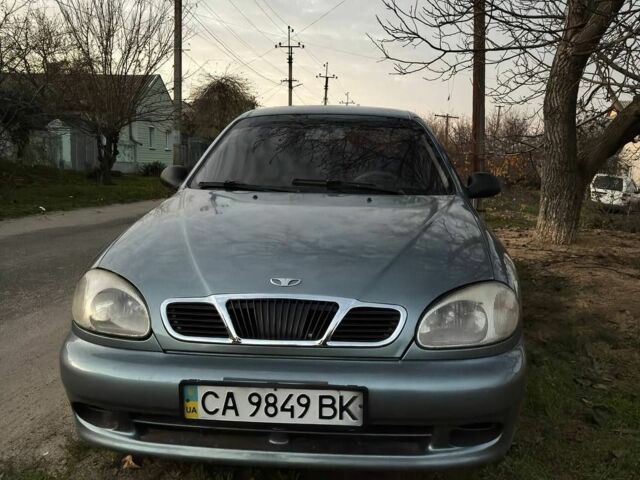 Серый Дэу Сенс, объемом двигателя 1.5 л и пробегом 130 тыс. км за 2100 $, фото 1 на Automoto.ua