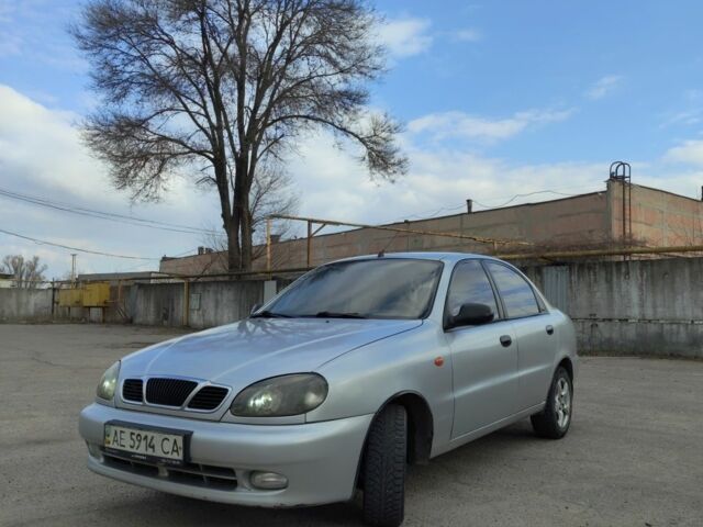 Серый Дэу Сенс, объемом двигателя 1.5 л и пробегом 220 тыс. км за 2350 $, фото 1 на Automoto.ua