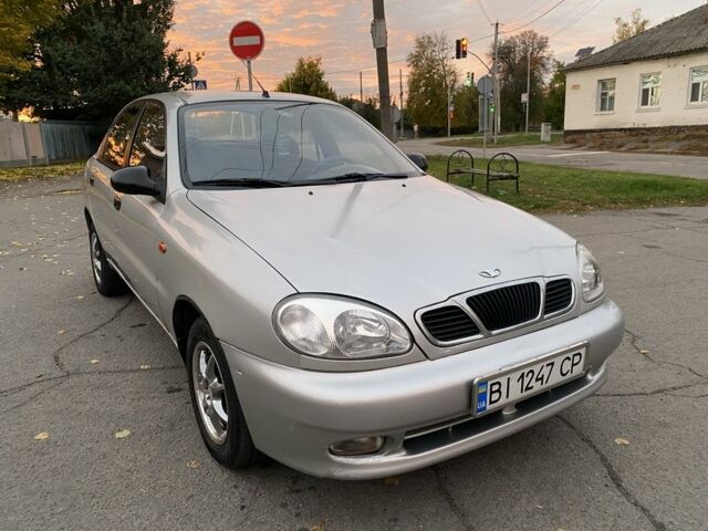 Сірий Деу Сенс, об'ємом двигуна 1.5 л та пробігом 190 тис. км за 2000 $, фото 1 на Automoto.ua