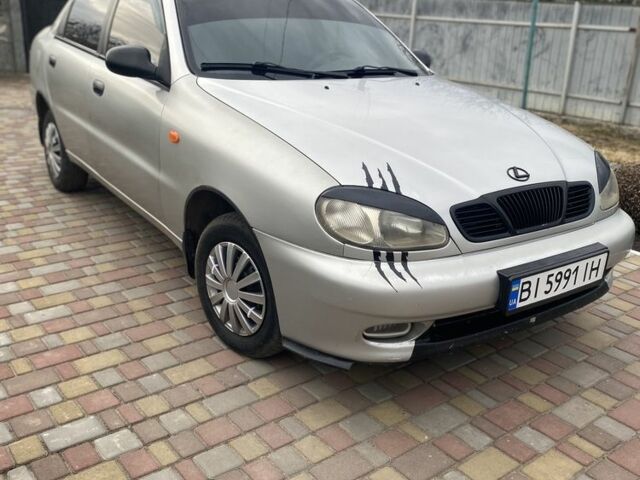 Серый Дэу Сенс, объемом двигателя 1.5 л и пробегом 150 тыс. км за 2400 $, фото 1 на Automoto.ua