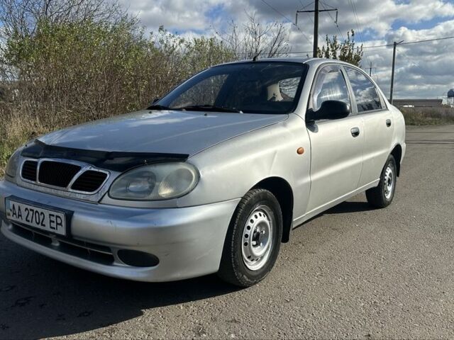 Сірий Деу Сенс, об'ємом двигуна 1.5 л та пробігом 240 тис. км за 1450 $, фото 1 на Automoto.ua