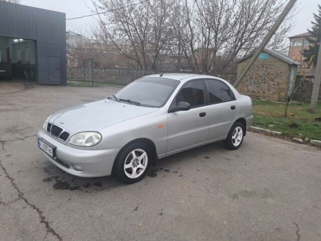 Сірий Деу Сенс, об'ємом двигуна 1.4 л та пробігом 135 тис. км за 2000 $, фото 1 на Automoto.ua