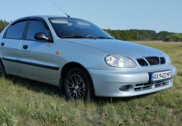 Сірий Деу Сенс, об'ємом двигуна 1.4 л та пробігом 245 тис. км за 2300 $, фото 1 на Automoto.ua