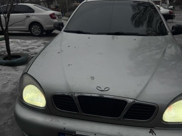 Серый Дэу Сенс, объемом двигателя 1.6 л и пробегом 300 тыс. км за 900 $, фото 1 на Automoto.ua