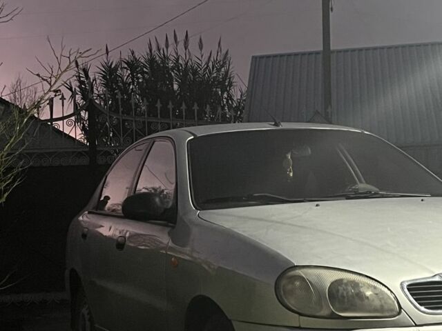 Серый Дэу Сенс, объемом двигателя 1.5 л и пробегом 1000 тыс. км за 1550 $, фото 1 на Automoto.ua