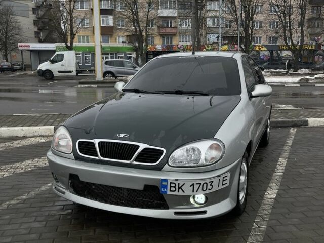 Серый Дэу Сенс, объемом двигателя 1.5 л и пробегом 300 тыс. км за 2100 $, фото 1 на Automoto.ua