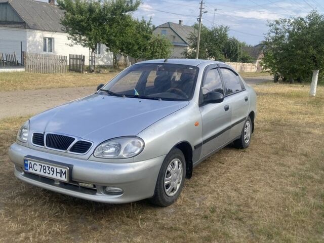 Сірий Деу Сенс, об'ємом двигуна 1.5 л та пробігом 250 тис. км за 1450 $, фото 1 на Automoto.ua