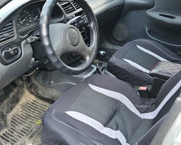 Сірий Деу Сенс, об'ємом двигуна 1.5 л та пробігом 180 тис. км за 1250 $, фото 1 на Automoto.ua
