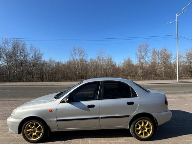 Сірий Деу Сенс, об'ємом двигуна 1.6 л та пробігом 287 тис. км за 2100 $, фото 1 на Automoto.ua