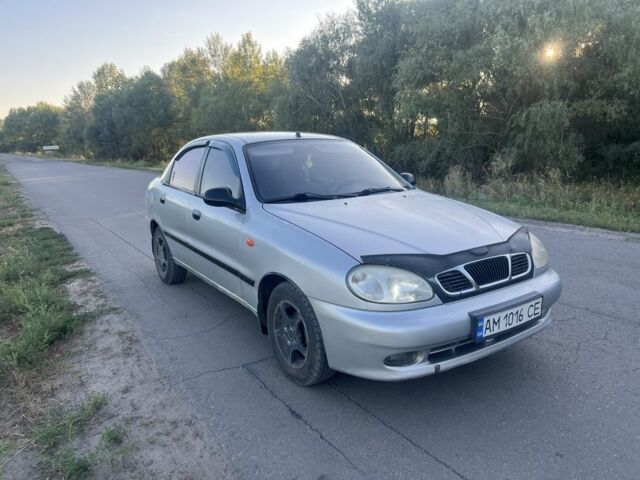 Сірий Деу Сенс, об'ємом двигуна 1.5 л та пробігом 195 тис. км за 2005 $, фото 1 на Automoto.ua