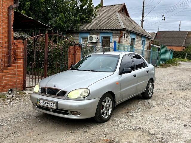 Серый Дэу Сенс, объемом двигателя 1.3 л и пробегом 200 тыс. км за 1400 $, фото 1 на Automoto.ua