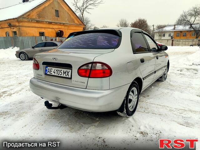 Серый Дэу Сенс, объемом двигателя 1.3 л и пробегом 1760 тыс. км за 1850 $, фото 1 на Automoto.ua