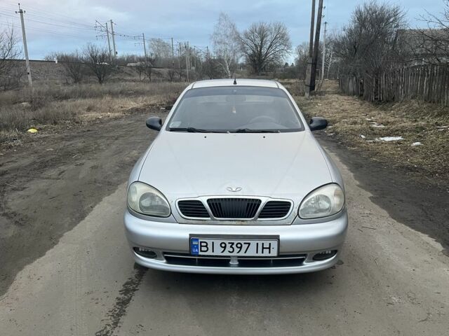 Сірий Деу Сенс, об'ємом двигуна 1.5 л та пробігом 250 тис. км за 1800 $, фото 1 на Automoto.ua