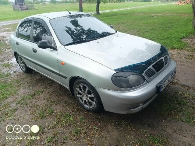 Сірий Деу Сенс, об'ємом двигуна 1.5 л та пробігом 290 тис. км за 1999 $, фото 1 на Automoto.ua