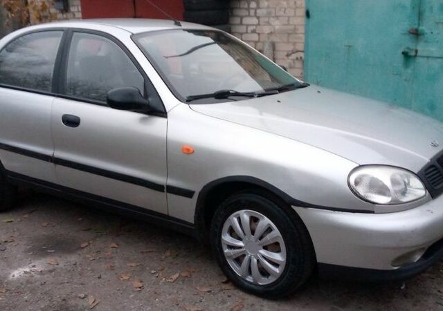 Сірий Деу Сенс, об'ємом двигуна 1.3 л та пробігом 320 тис. км за 1000 $, фото 1 на Automoto.ua