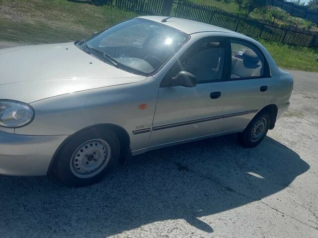 Сірий Деу Сенс, об'ємом двигуна 1.5 л та пробігом 143 тис. км за 3101 $, фото 1 на Automoto.ua