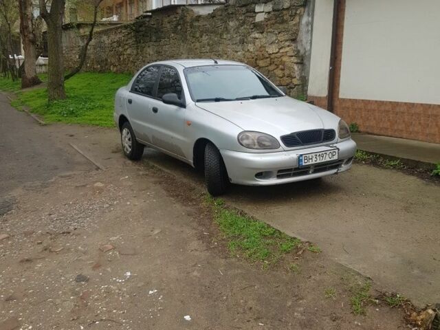 Серый Дэу Сенс, объемом двигателя 1.4 л и пробегом 250 тыс. км за 1500 $, фото 1 на Automoto.ua