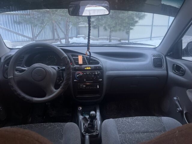 Серый Дэу Сенс, объемом двигателя 1.39 л и пробегом 300 тыс. км за 2374 $, фото 1 на Automoto.ua