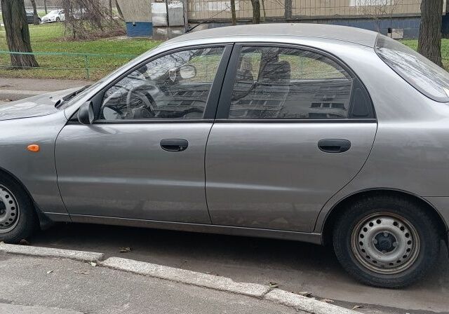Серый Дэу Сенс, объемом двигателя 1.5 л и пробегом 46 тыс. км за 3200 $, фото 1 на Automoto.ua