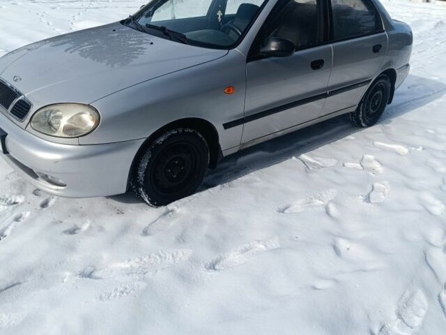 Серый Дэу Сенс, объемом двигателя 0 л и пробегом 147 тыс. км за 2000 $, фото 1 на Automoto.ua