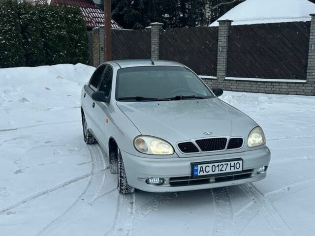 Серый Дэу Сенс, объемом двигателя 1.5 л и пробегом 333 тыс. км за 2000 $, фото 1 на Automoto.ua