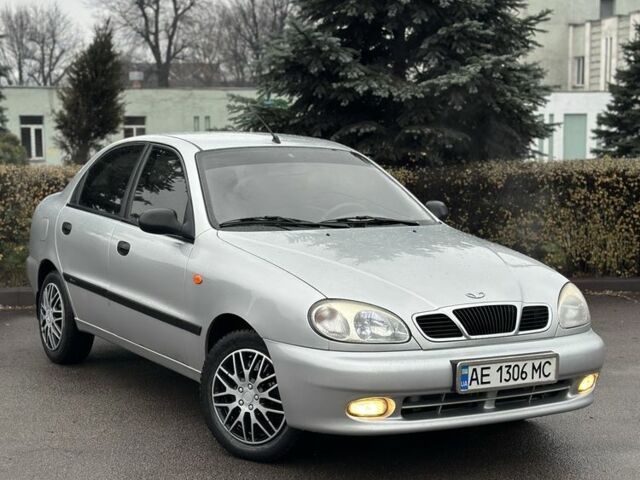 Серый Дэу Сенс, объемом двигателя 1.5 л и пробегом 160 тыс. км за 3500 $, фото 1 на Automoto.ua