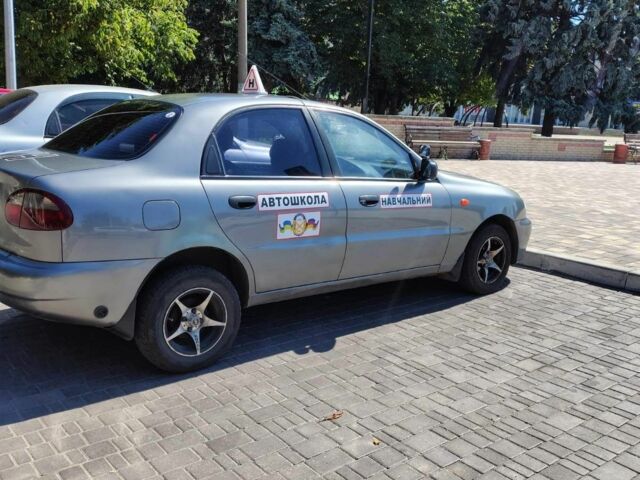 Сірий Деу Сенс, об'ємом двигуна 1.5 л та пробігом 200 тис. км за 2300 $, фото 1 на Automoto.ua