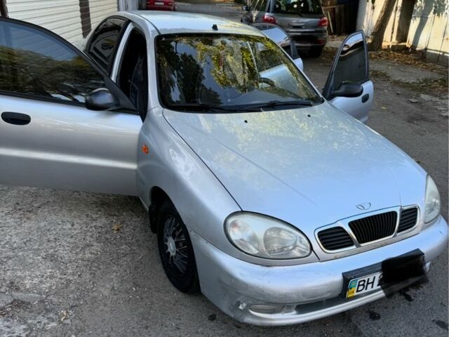 Серый Дэу Сенс, объемом двигателя 1.5 л и пробегом 107 тыс. км за 2000 $, фото 1 на Automoto.ua