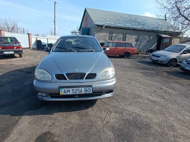 Серый Дэу Сенс, объемом двигателя 1.6 л и пробегом 111 тыс. км за 1950 $, фото 1 на Automoto.ua