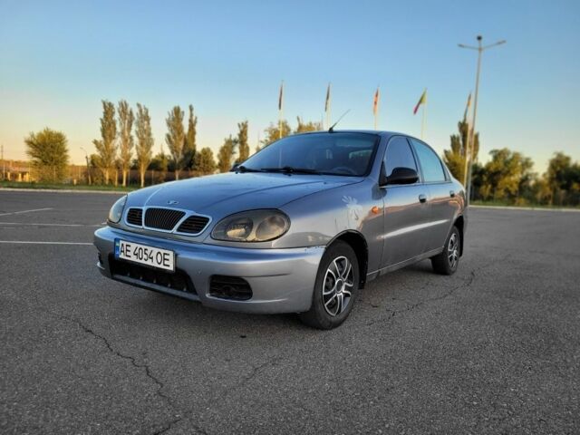 Сірий Деу Сенс, об'ємом двигуна 1.4 л та пробігом 250 тис. км за 1213 $, фото 1 на Automoto.ua