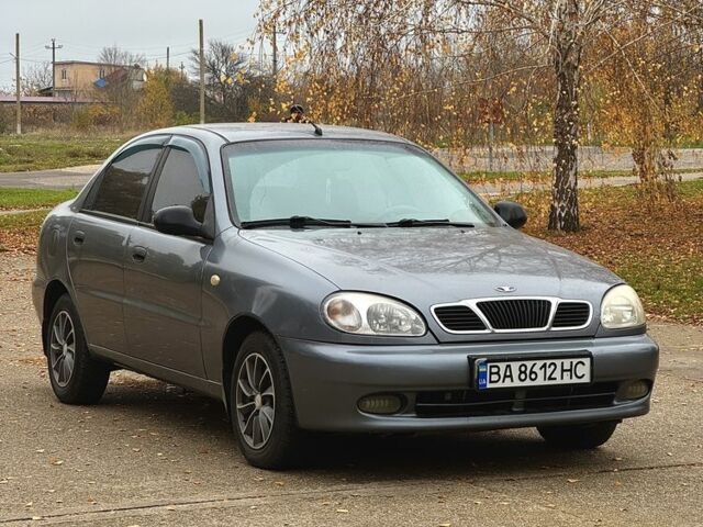 Сірий Деу Сенс, об'ємом двигуна 1.6 л та пробігом 240 тис. км за 2700 $, фото 1 на Automoto.ua