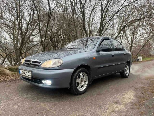 Серый Дэу Сенс, объемом двигателя 1.3 л и пробегом 200 тыс. км за 1600 $, фото 1 на Automoto.ua