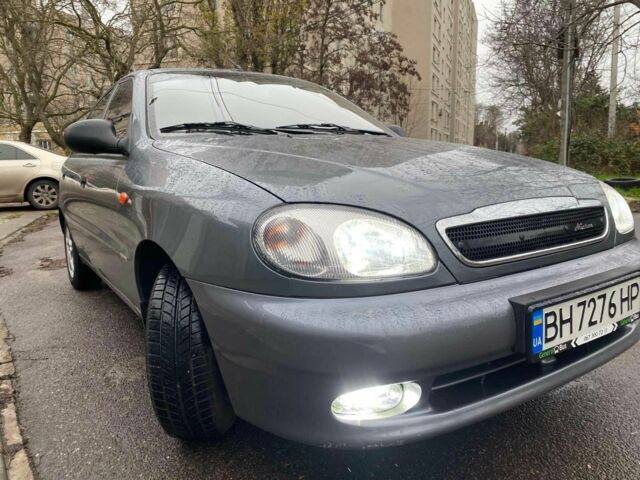 Сірий Деу Сенс, об'ємом двигуна 1.5 л та пробігом 33 тис. км за 3999 $, фото 1 на Automoto.ua