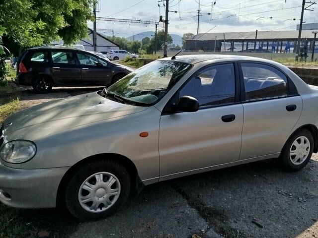 Сірий Деу Сенс, об'ємом двигуна 1.5 л та пробігом 225 тис. км за 3012 $, фото 1 на Automoto.ua