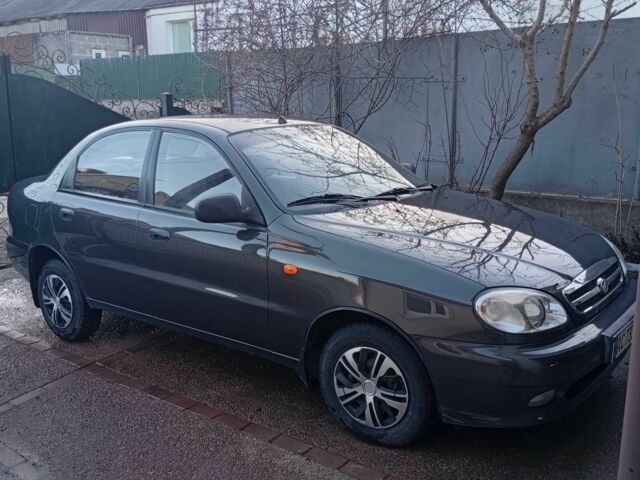 Серый Дэу Сенс, объемом двигателя 1.5 л и пробегом 153 тыс. км за 3300 $, фото 1 на Automoto.ua