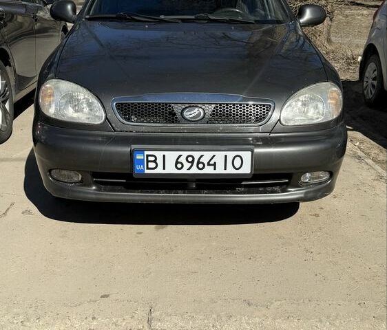 Серый Дэу Сенс, объемом двигателя 1.5 л и пробегом 106 тыс. км за 3000 $, фото 1 на Automoto.ua