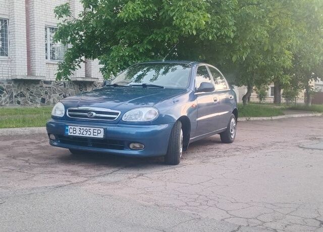 Синий Дэу Сенс, объемом двигателя 1.5 л и пробегом 146 тыс. км за 2200 $, фото 1 на Automoto.ua