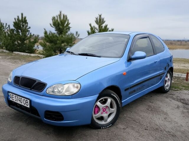 Синий Дэу Сенс, объемом двигателя 1.6 л и пробегом 290 тыс. км за 2600 $, фото 1 на Automoto.ua