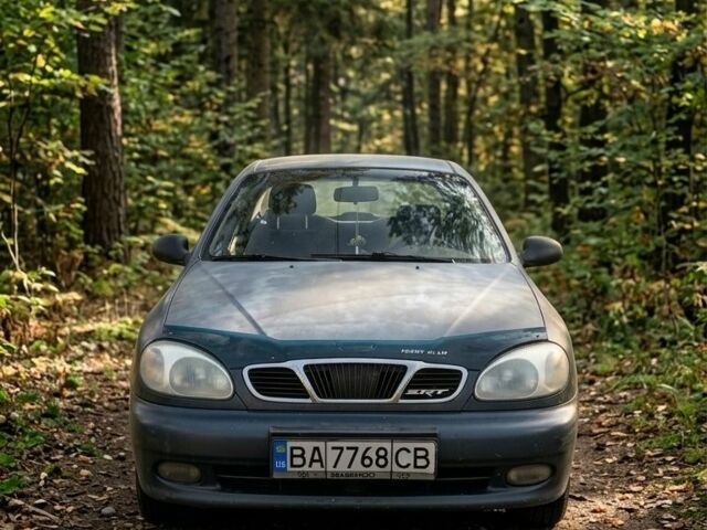 Синий Дэу Сенс, объемом двигателя 1.5 л и пробегом 250 тыс. км за 1850 $, фото 1 на Automoto.ua