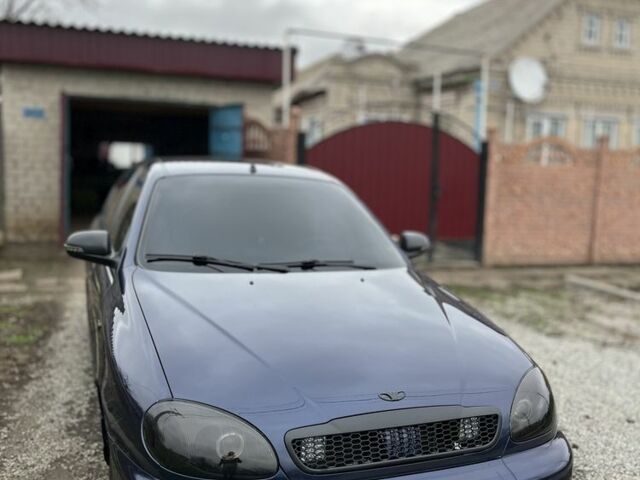 Синий Дэу Сенс, объемом двигателя 1.3 л и пробегом 220 тыс. км за 2500 $, фото 1 на Automoto.ua