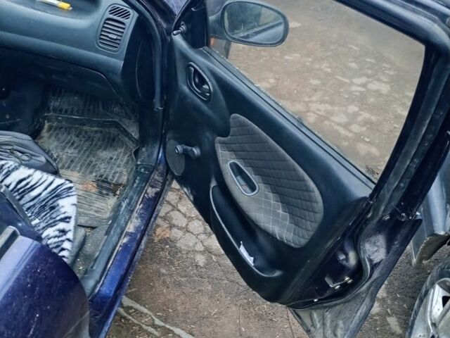 Синий Дэу Сенс, объемом двигателя 1.3 л и пробегом 190 тыс. км за 1630 $, фото 1 на Automoto.ua