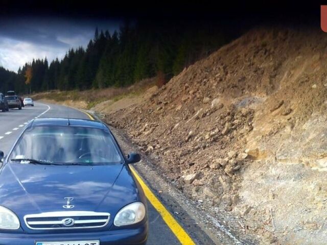 Синий Дэу Сенс, объемом двигателя 1.3 л и пробегом 249 тыс. км за 2550 $, фото 1 на Automoto.ua