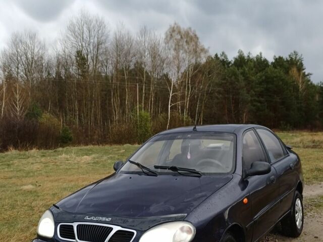 Синий Дэу Сенс, объемом двигателя 1.5 л и пробегом 200 тыс. км за 1600 $, фото 1 на Automoto.ua