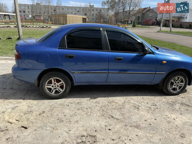 Синий Дэу Сенс, объемом двигателя 1.3 л и пробегом 350 тыс. км за 1600 $, фото 1 на Automoto.ua