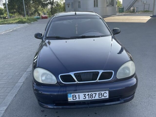 Синий Дэу Сенс, объемом двигателя 1.5 л и пробегом 250 тыс. км за 2300 $, фото 1 на Automoto.ua